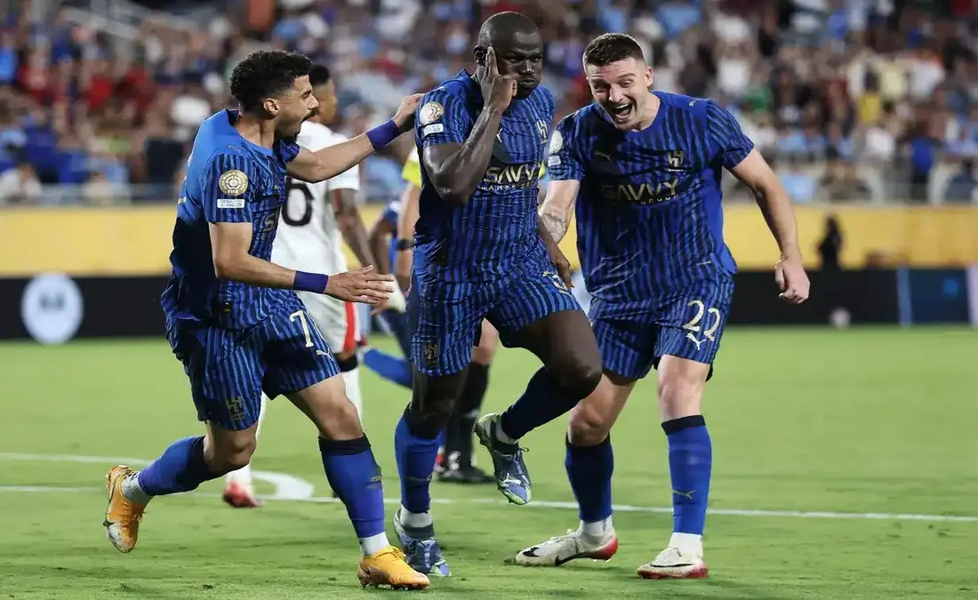 الهلال يعزز صفوفه بعودة محمد العويس