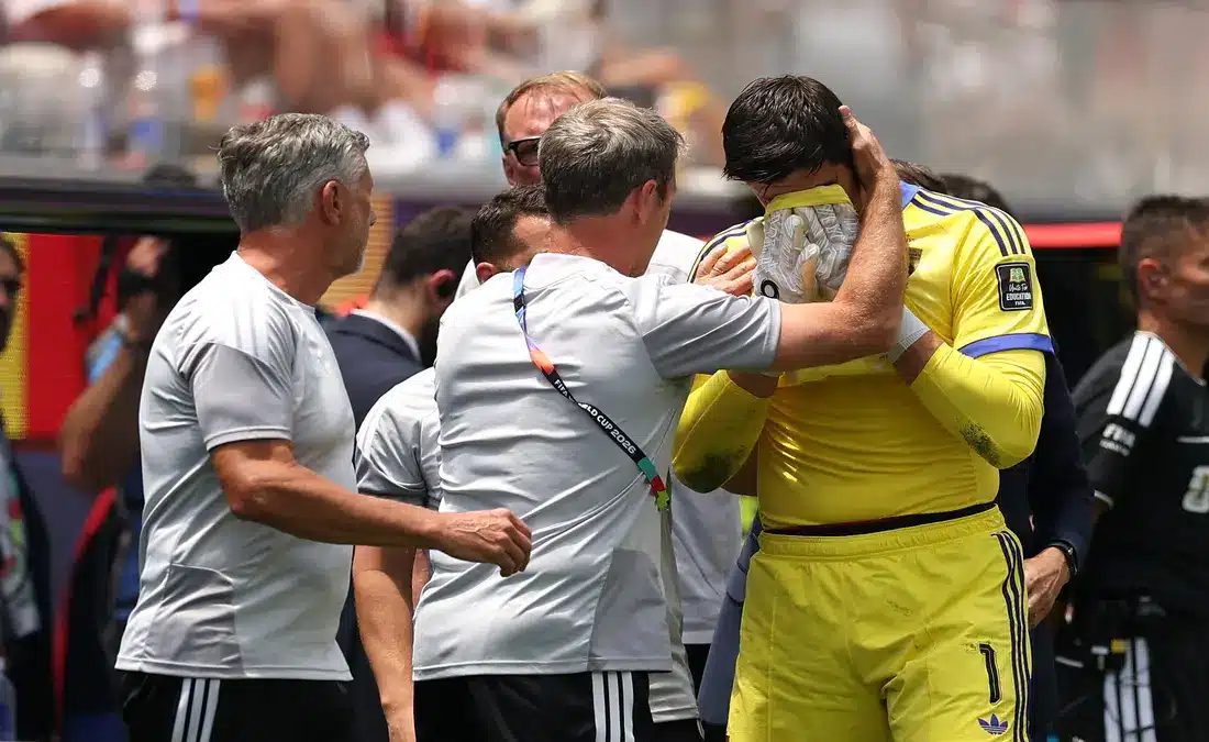 عودة كورتوا لتدريبات ريال مدريد وتأثيرها على الموسم الجديد