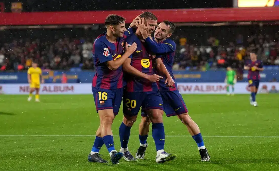 برشلونة يتعاقد مع موهبة مغربية لتعزيز أكاديمية لاماسيا